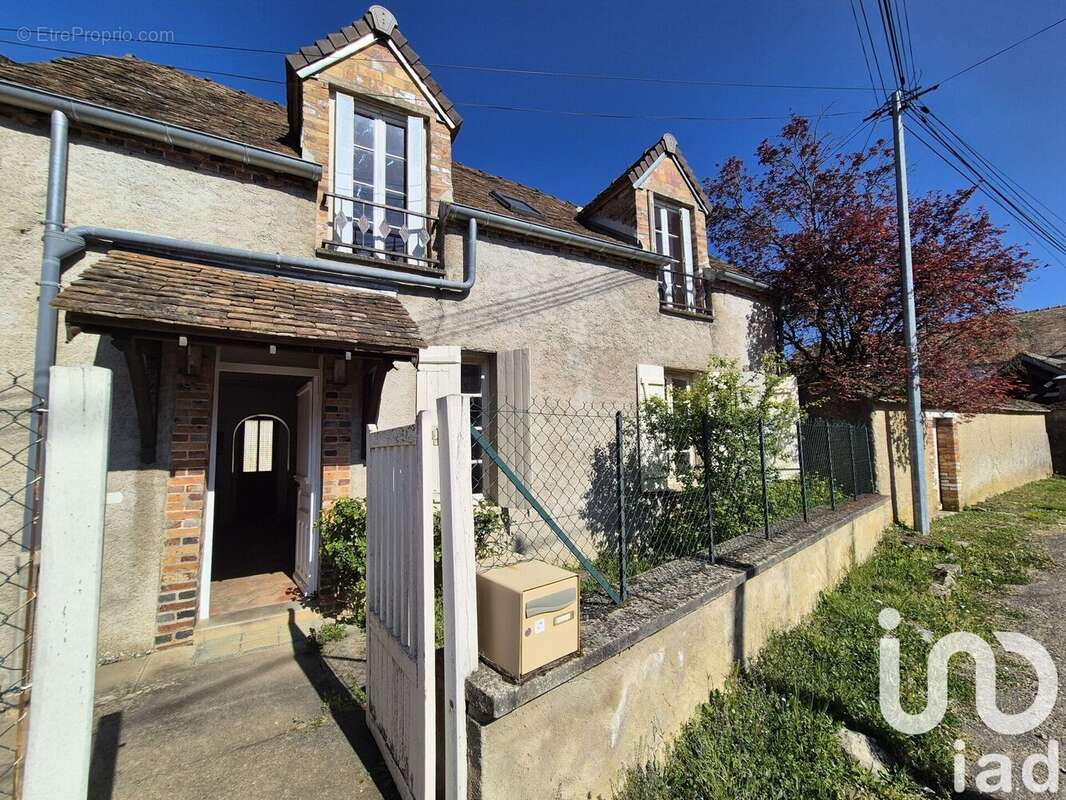 Photo 2 - Maison à PONT-SUR-YONNE