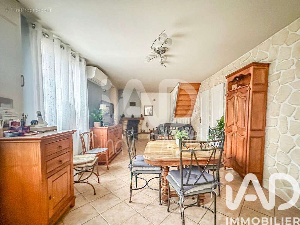 Photo 3 - Maison à LIVRY-GARGAN