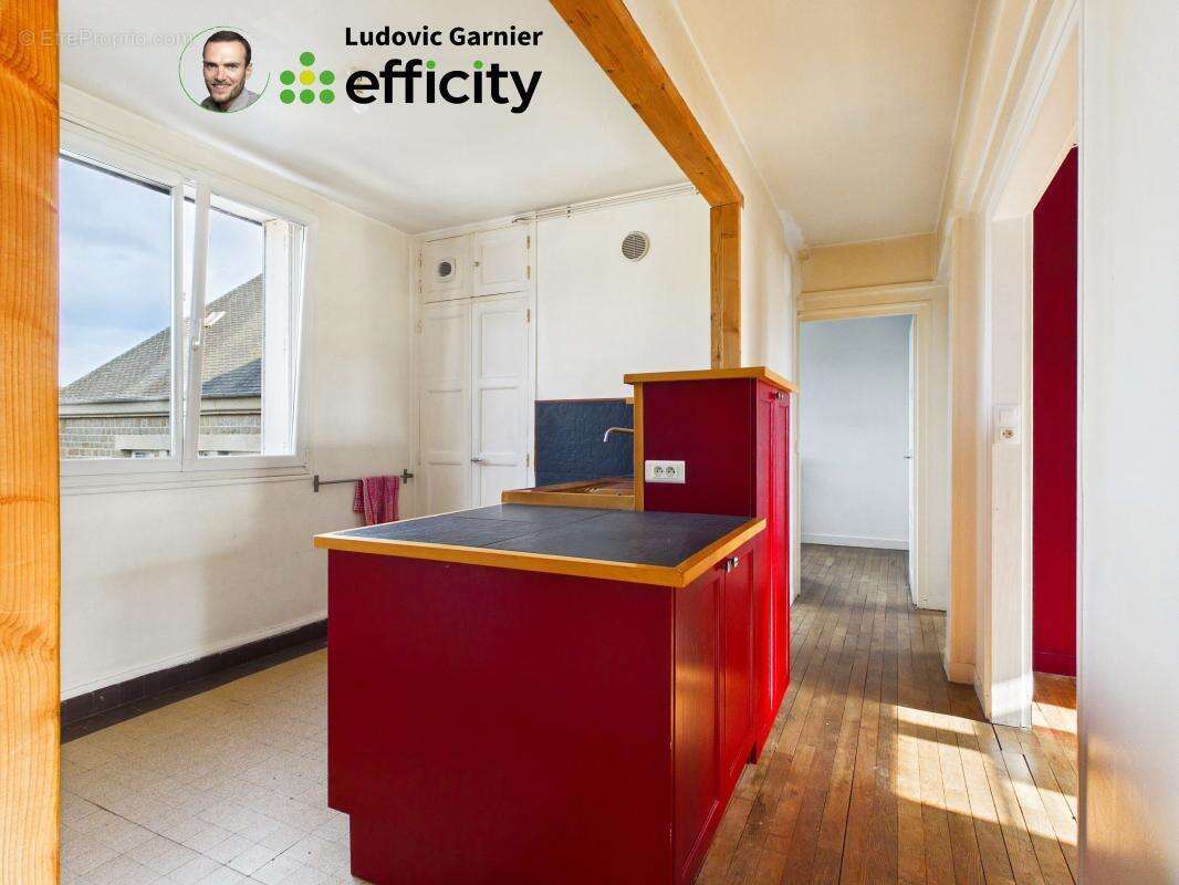 Maison 180 m² à Saint-Hilaire-Du-Harcouet  - photo 10