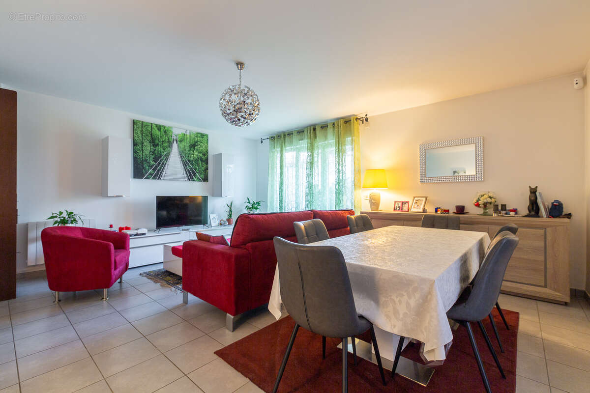 Appartement à BOURG-LES-VALENCE