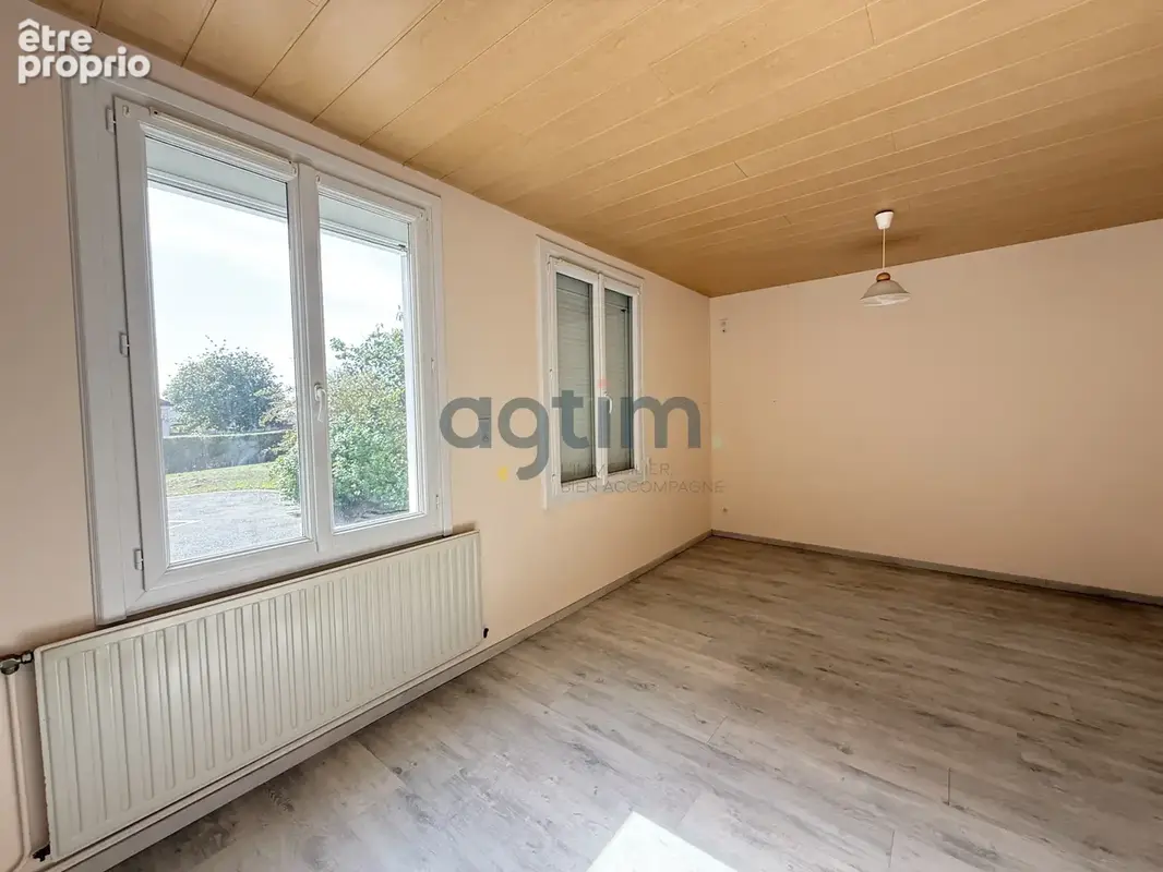 Chavagnes-en-Paillers, centre, maison 141m2 hab, 4 chambres, garage, dépendances, terrain 787m2, clos - photo 6