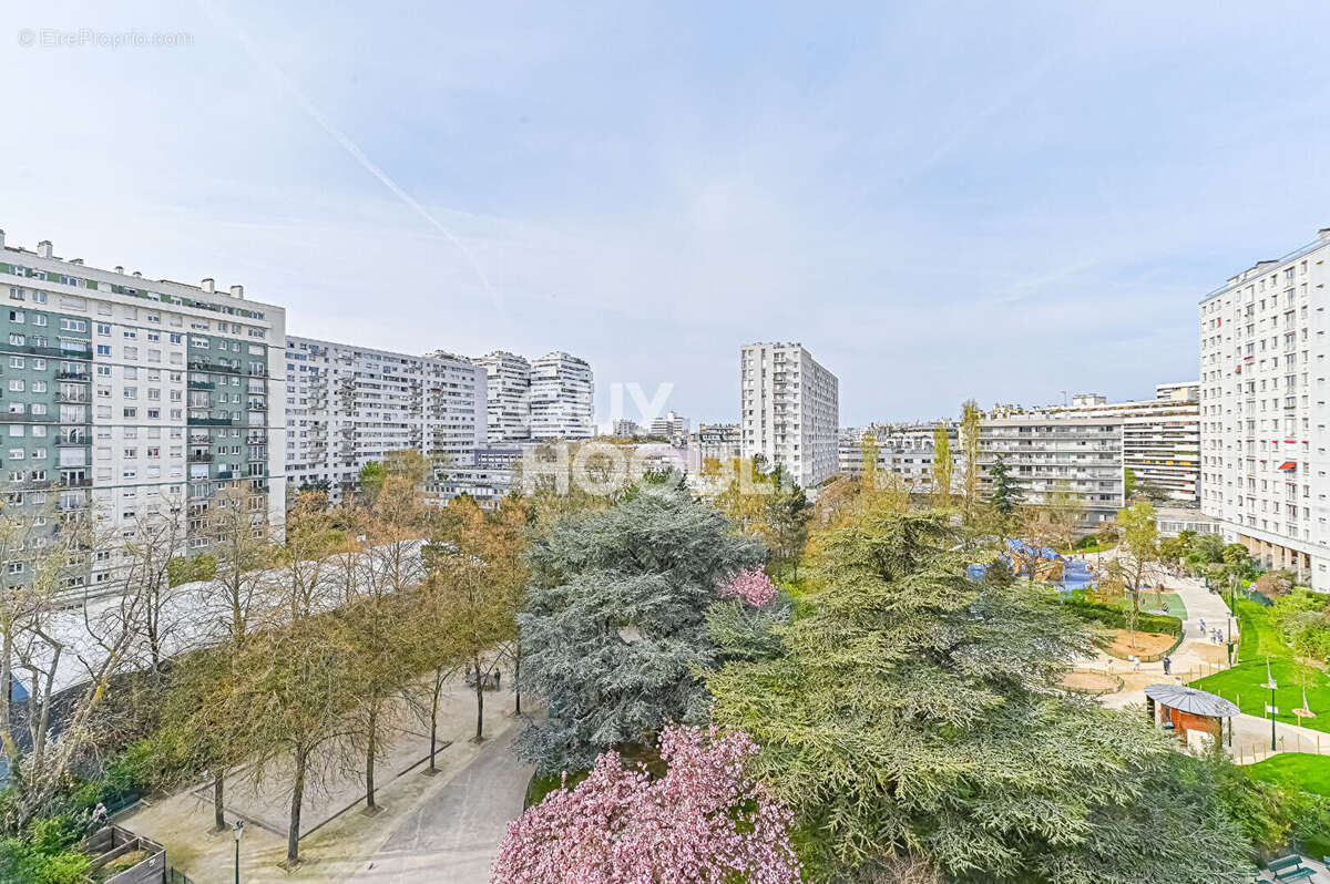 Appartement à PARIS-12E