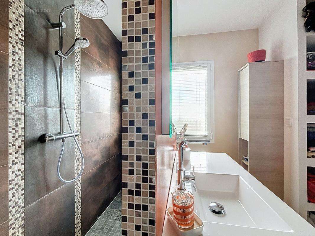 Maison à SAINT-JEAN-LASSEILLE