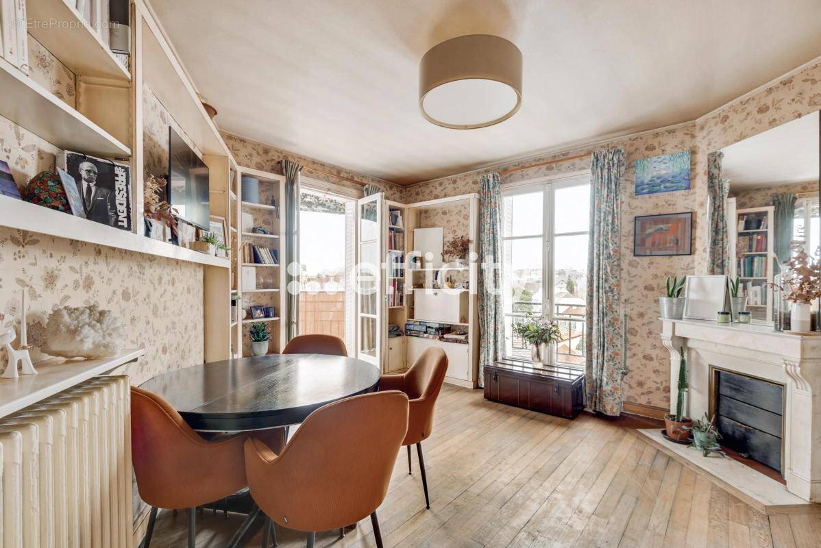 Appartement à ISSY-LES-MOULINEAUX