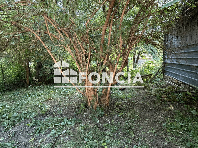 Terrain à AZAY-LE-RIDEAU