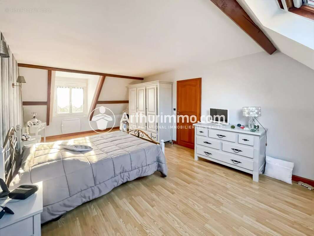Maison à ETIOLLES