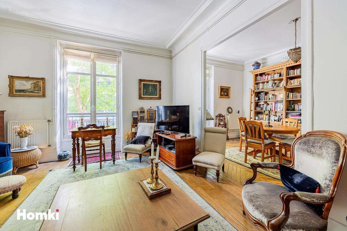 Appartement à PARIS-4E