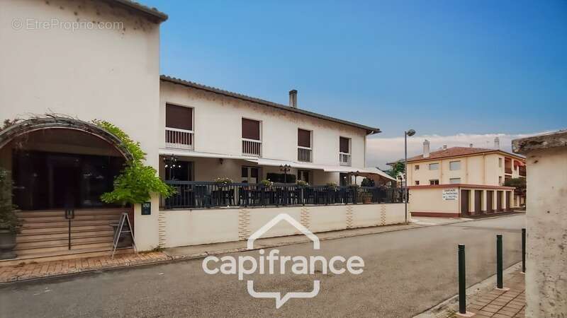Fonds de commerce Hôtel-Restaurant à vendre CASTELJALOUX (47) - photo 10