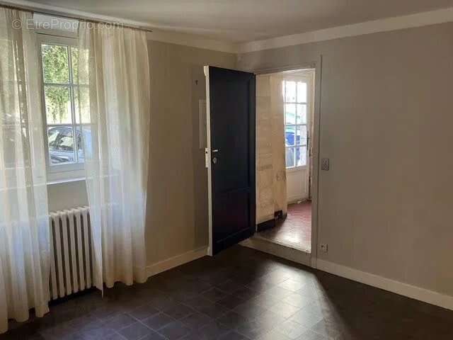 Appartement à PARIS-3E
