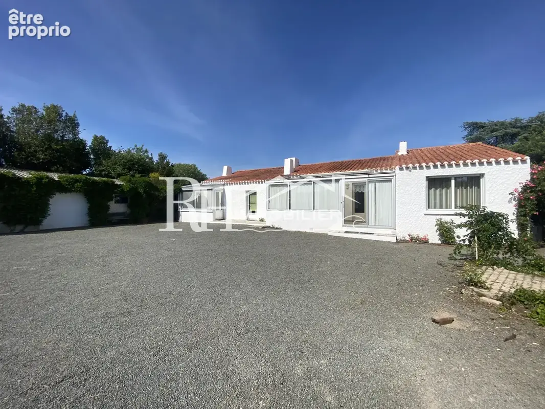 Maison sur 1320m2 de terrain - photo 8