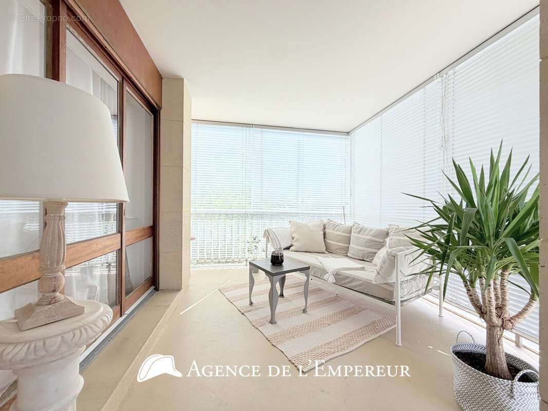 Appartement à LA CELLE-SAINT-CLOUD