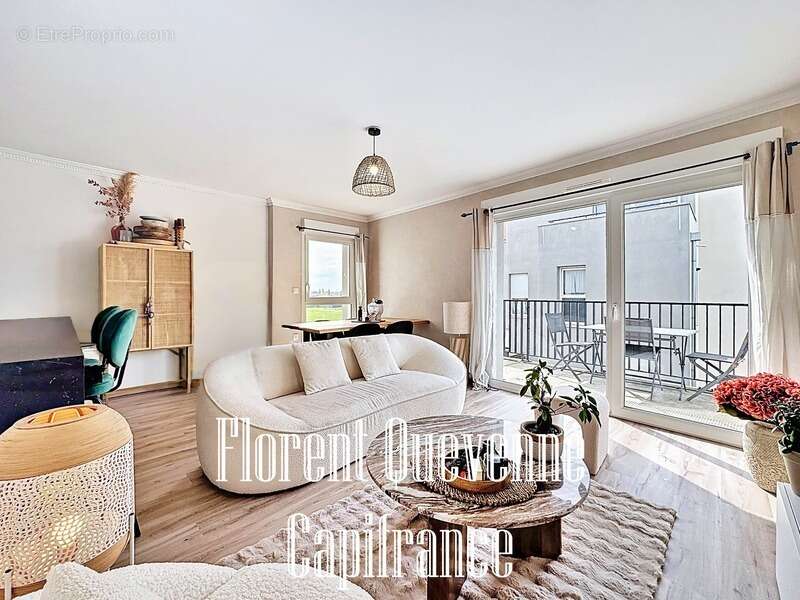 Appartement à FLEURY-SUR-ORNE