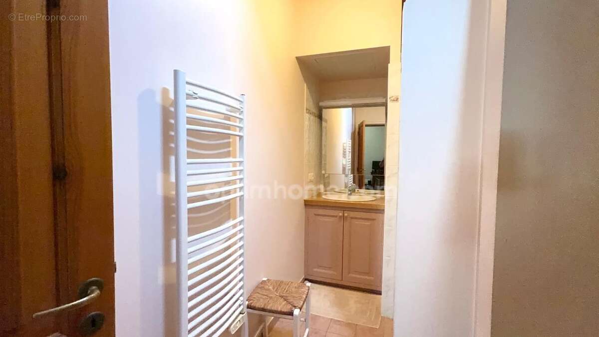 Rare Maison Coeur du  village à ARS EN RÉ - photo 22