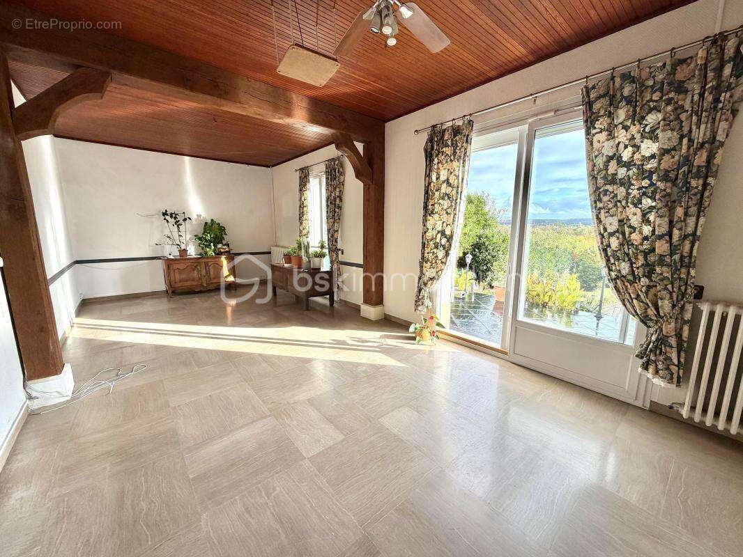 Maison à SOTTEVILLE-SOUS-LE-VAL