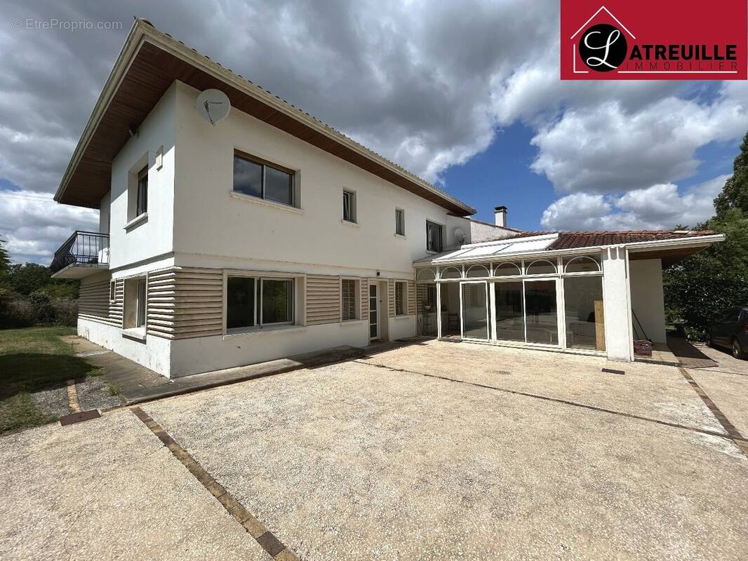 Maison à CRAVANS