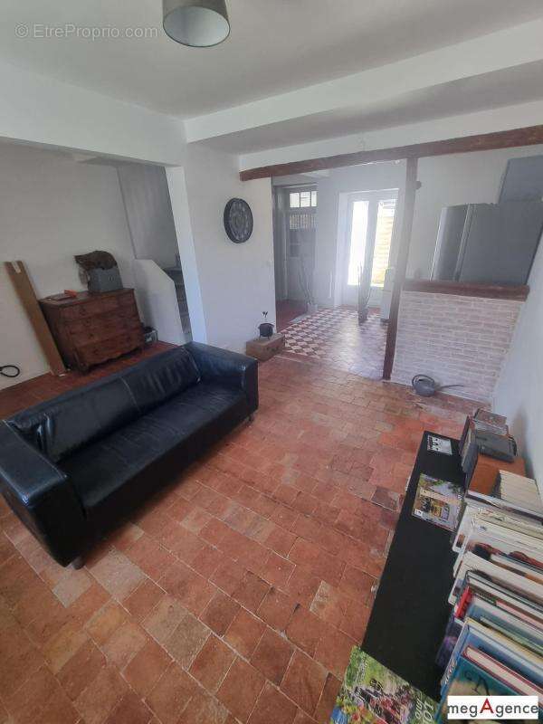 Opportunitée à saisir, charmante petite maison de 80m2 sur 2 étages - photo 4
