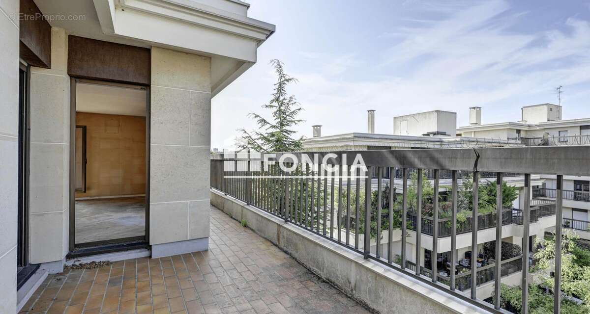Appartement à BOURG-LA-REINE