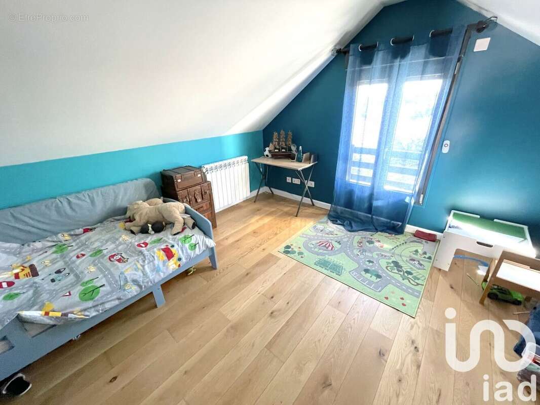 Photo 8 - Maison à SAINTRY-SUR-SEINE