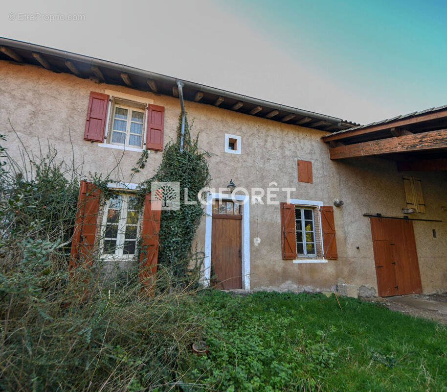 Maison à PARISOT