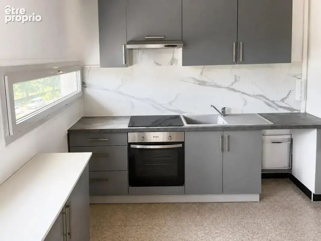 Appartement de 4 pièces de 67 m² à Alès - photo 2