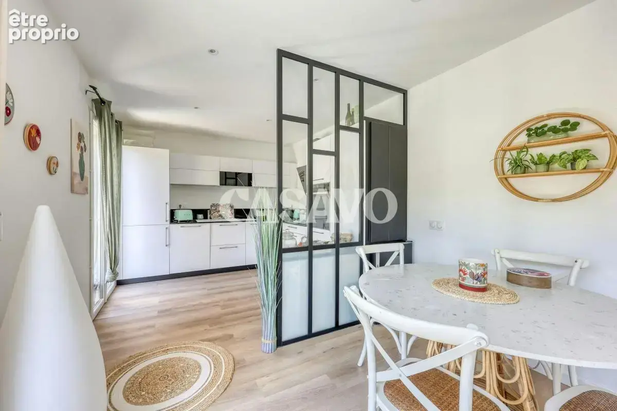 Vente Appartement 3 pièces de 70m² - 13640 La Roque-d'Anthéron - photo 5