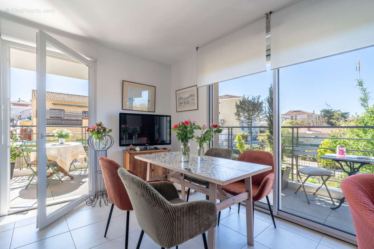 Appartement à SIX-FOURS-LES-PLAGES