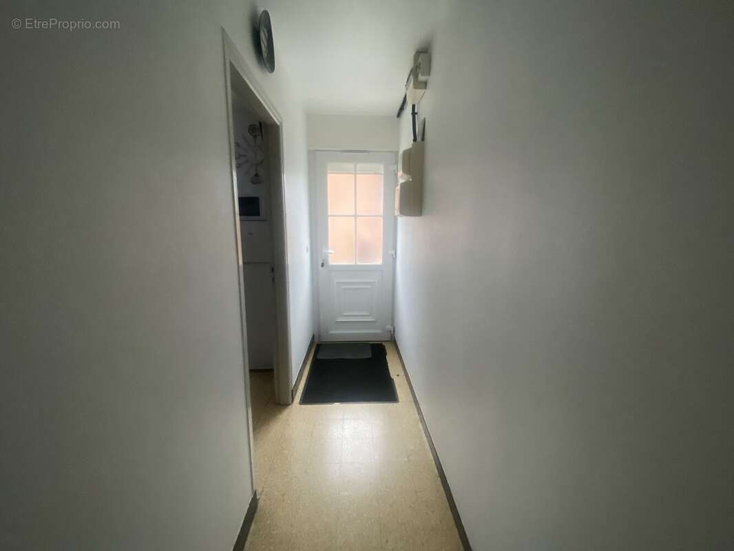 Photo 2 - Maison à FIGNIERES