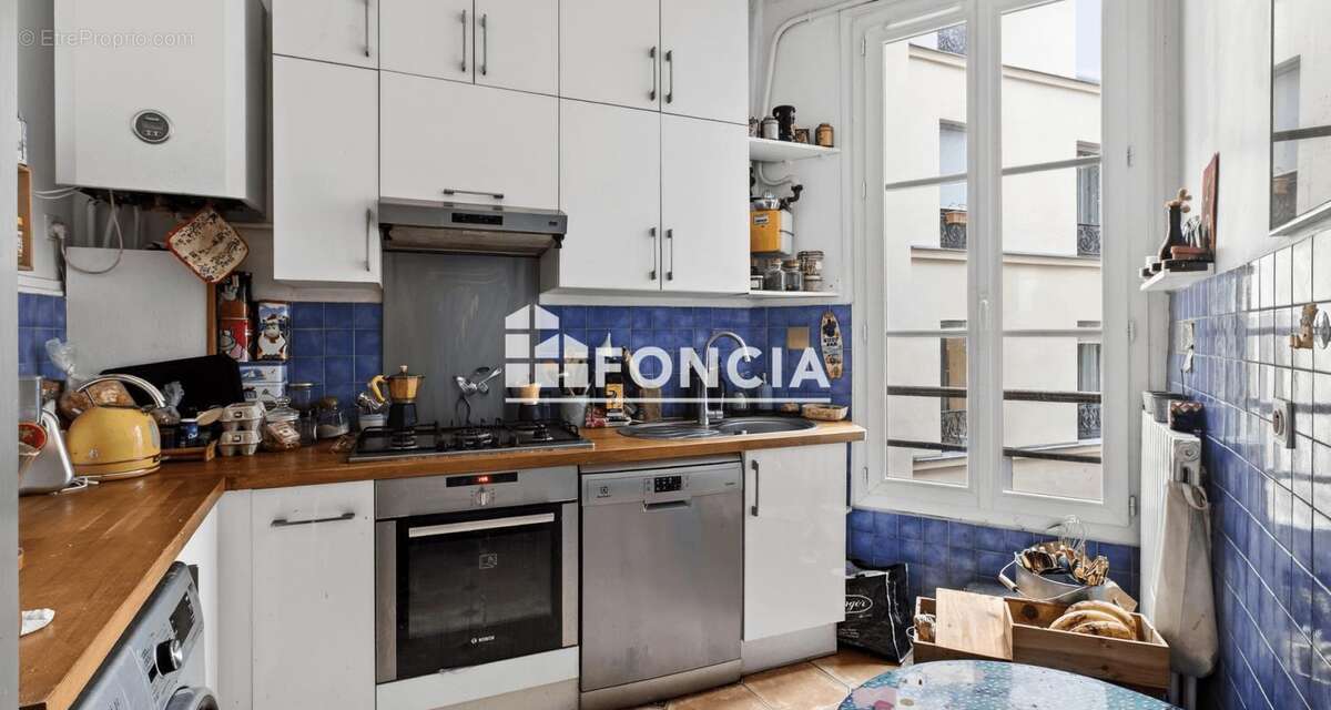 Appartement à PARIS-10E