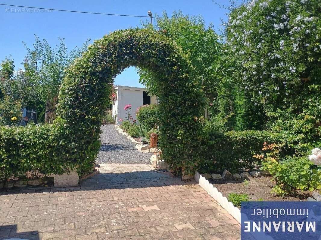 Maison à SAINT-PONS-DE-MAUCHIENS