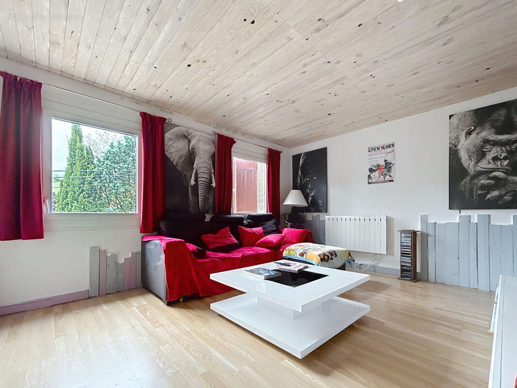 Maison à RIVIERE-SUR-TARN