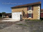 Maison à TAPONNAT-FLEURIGNAC