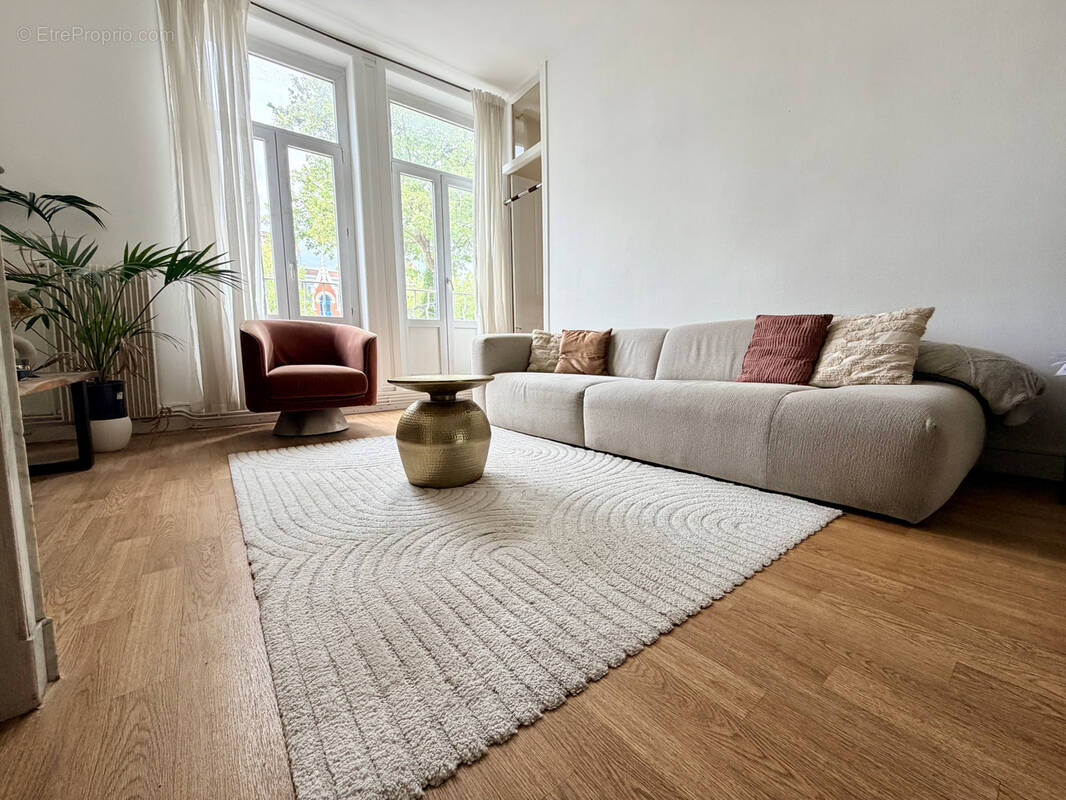 Appartement à LA MADELEINE