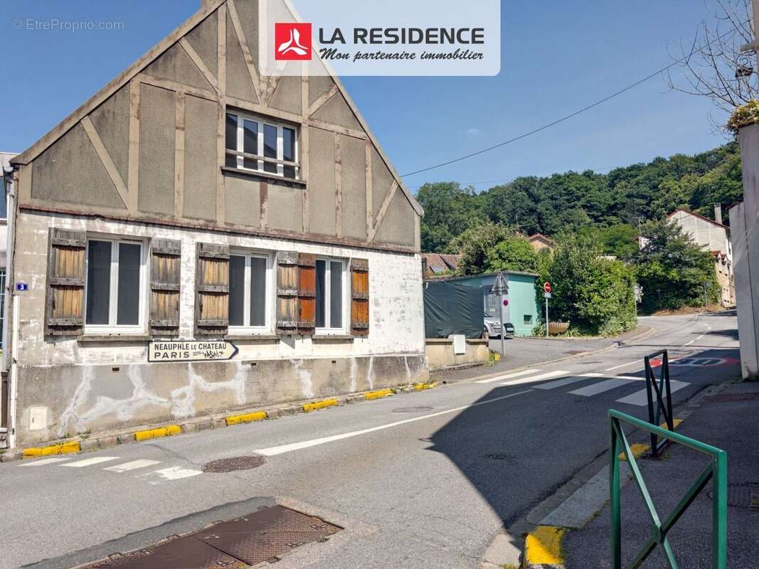 Maison à VILLIERS-SAINT-FREDERIC