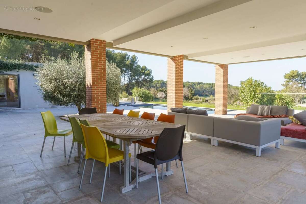 Maison 460 m² à Bouc-Bel-Air  - photo 5