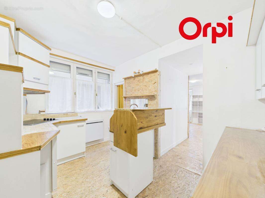 A vendre en exclusivité en centre-ville Bernay et à 700 mètres de la gare - photo 15
