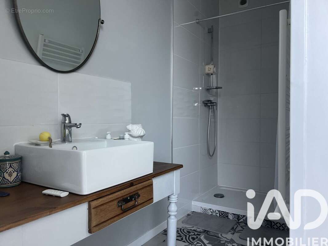 Maison 165 m² à Fontguenand  - photo 9