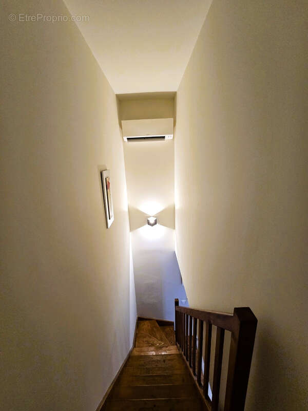 Maison T3 Duplex - Terrasse - 2 parkings. - photo 8