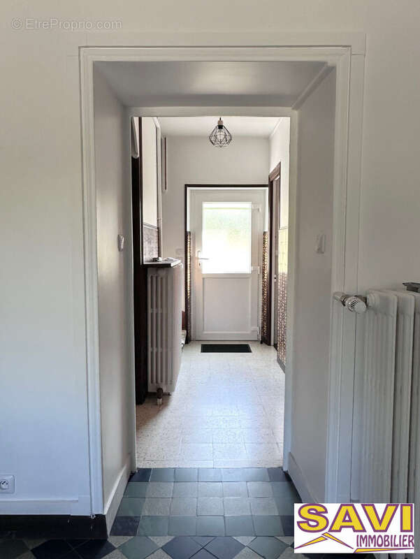 Dégagement - Maison à FONTENAY-SUR-LOING