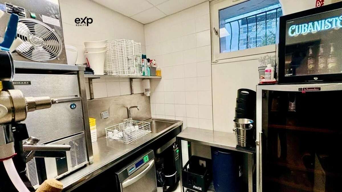 Commerce à CHALLES-LES-EAUX