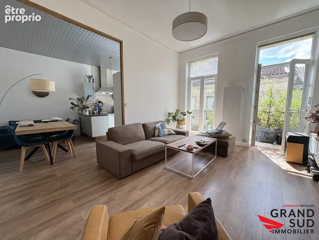 Appartement 3 pièces 73 m² à vendre à Bordeaux (33000) - photo 2