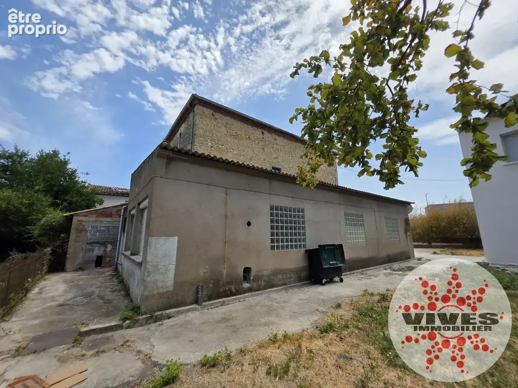 Immeuble mixte avec terrain constructible - photo 9