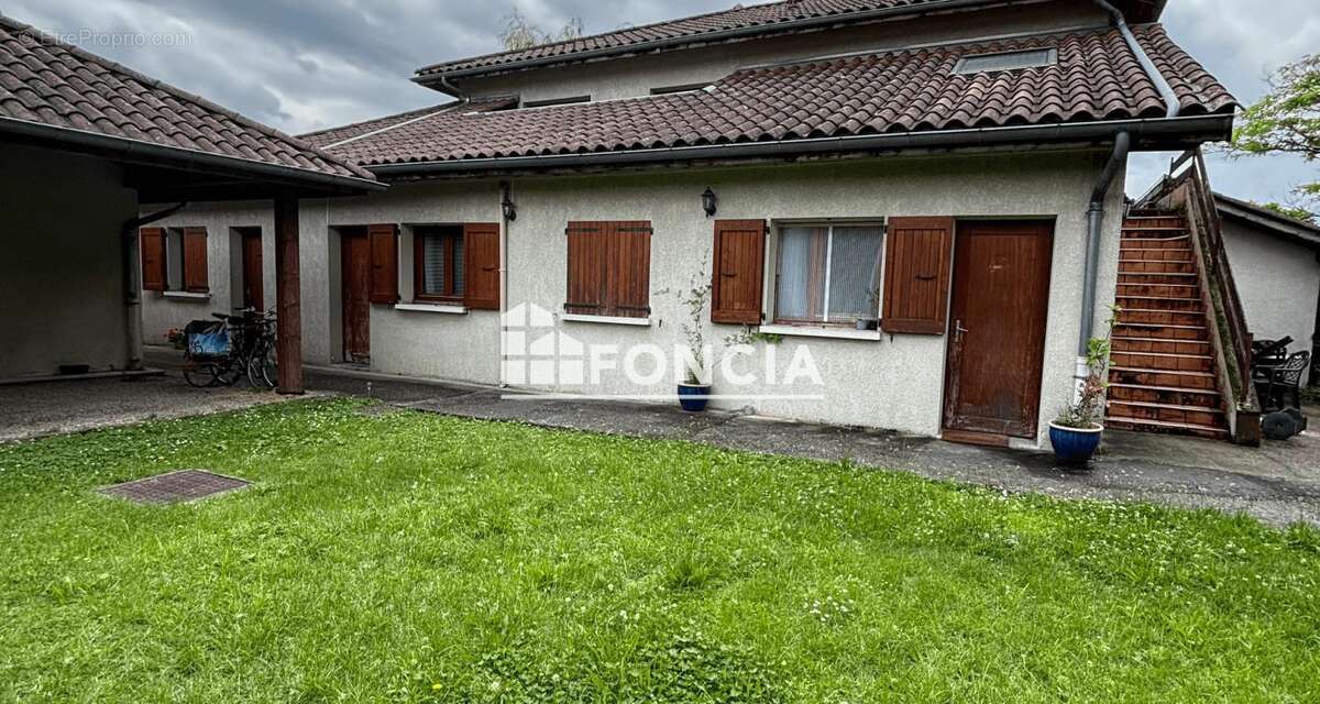 Appartement à LUMBIN