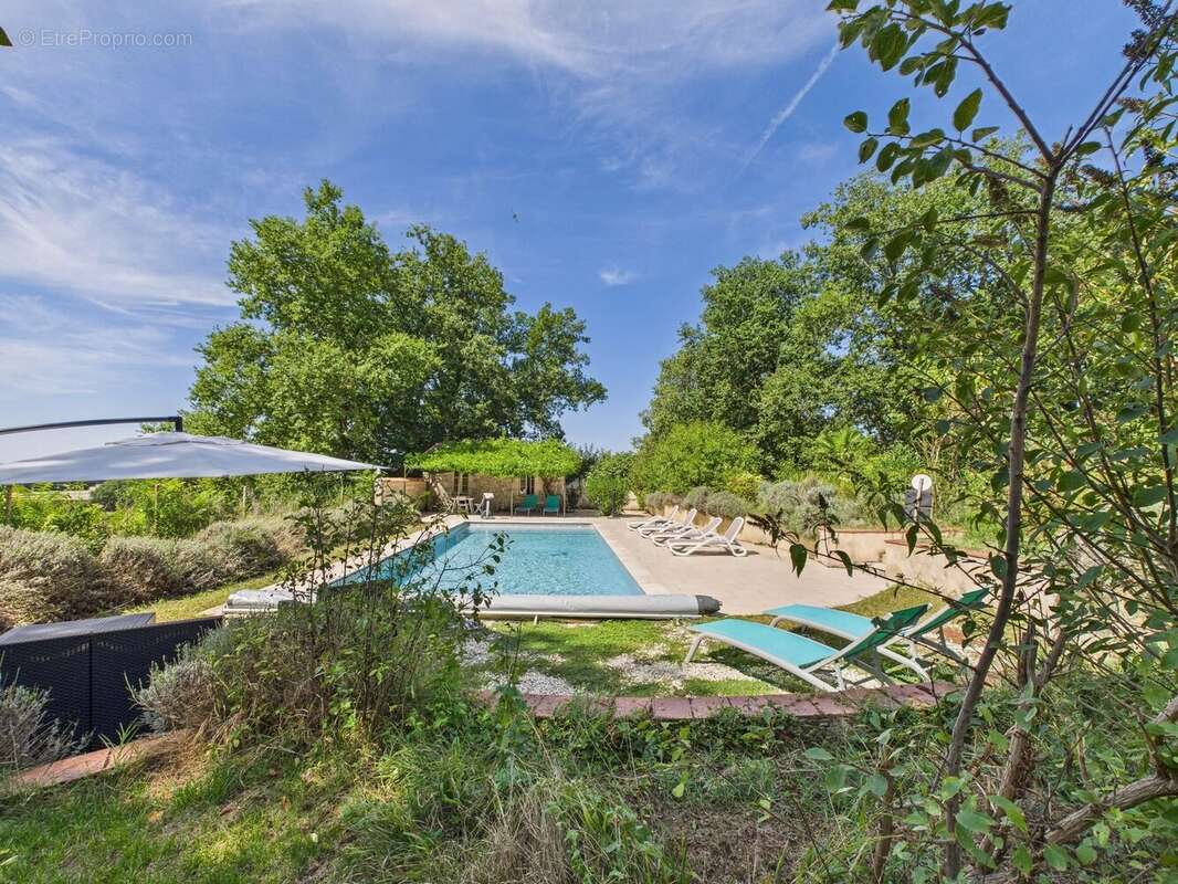 Manoir impressionnant avec plusieurs appartements dans un cadre exceptionnel - photo 22