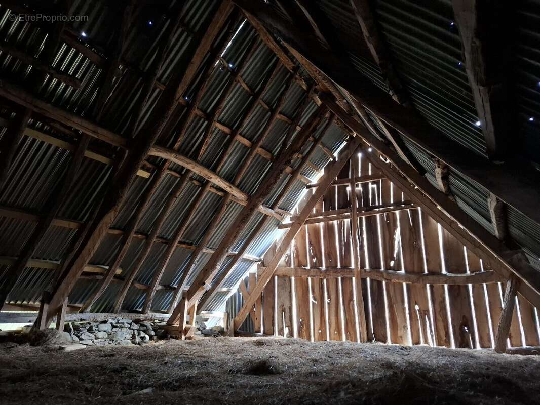 Maison à SAINT-PASTOUS