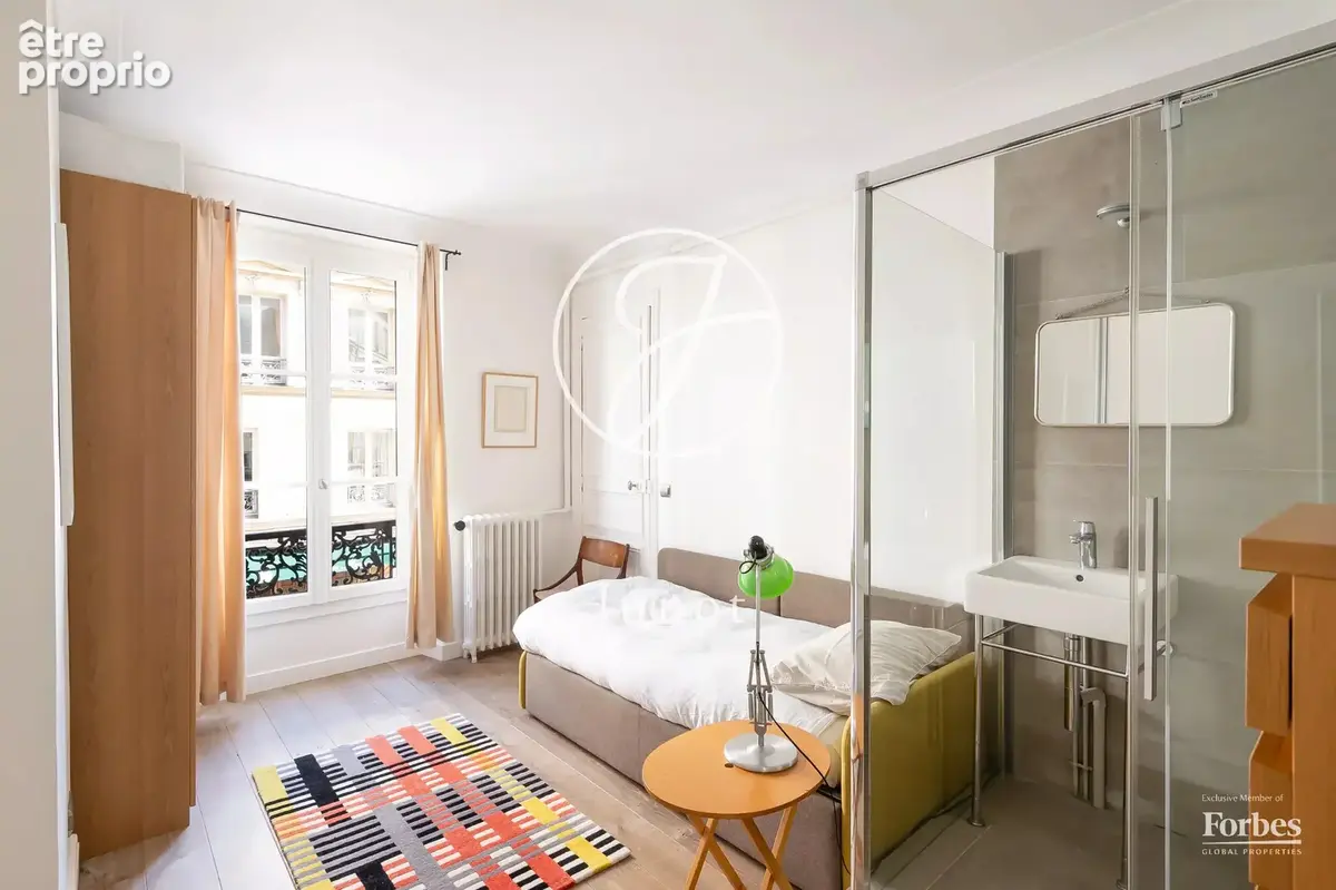 Paris 10e - SAINT-VINCENT DE PAUL - Appartement à vendre - 5 pièces - 114,04m² Carrez - 116,07m² au sol - 2 chambres - Vue dégag - photo 15