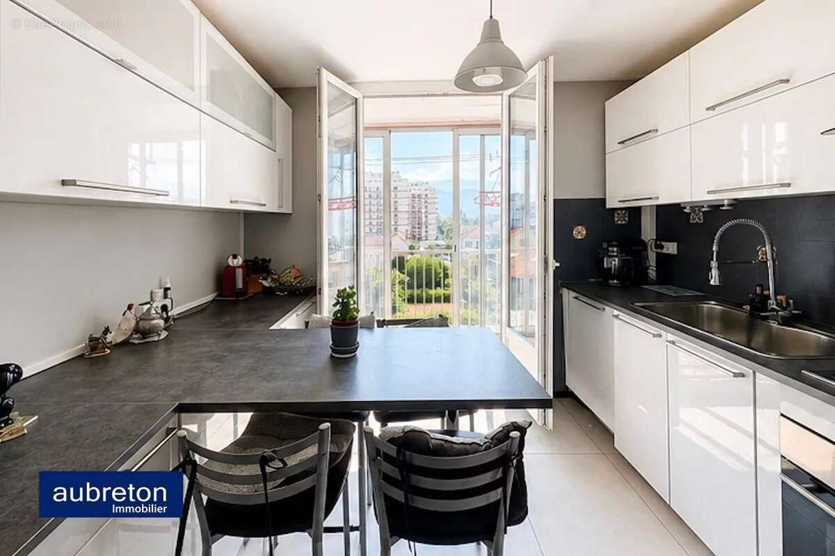 Appartement 86 m² à Grenoble  - photo 3