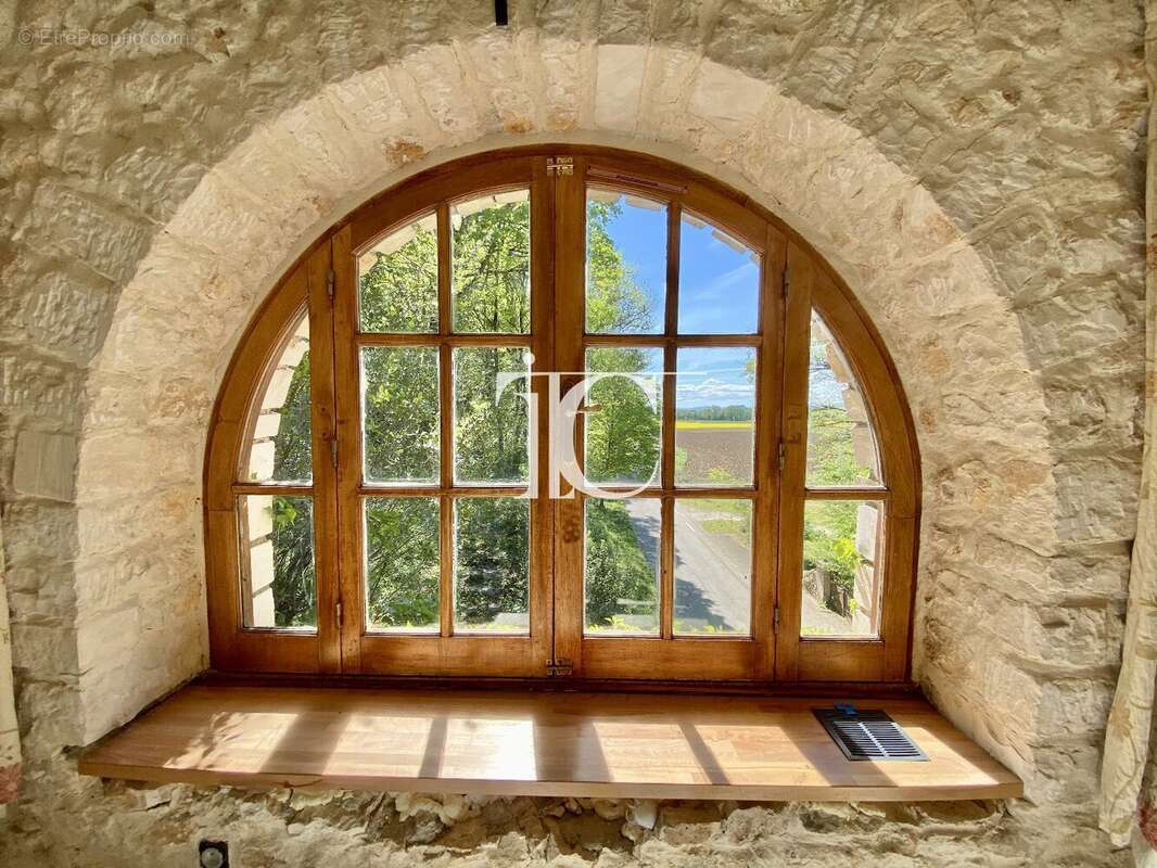 Barjac, 2 mas en pierre renoves sur 204m2, cour interieure, garage, sur 4700m2 + verger 2000m2 - photo 28