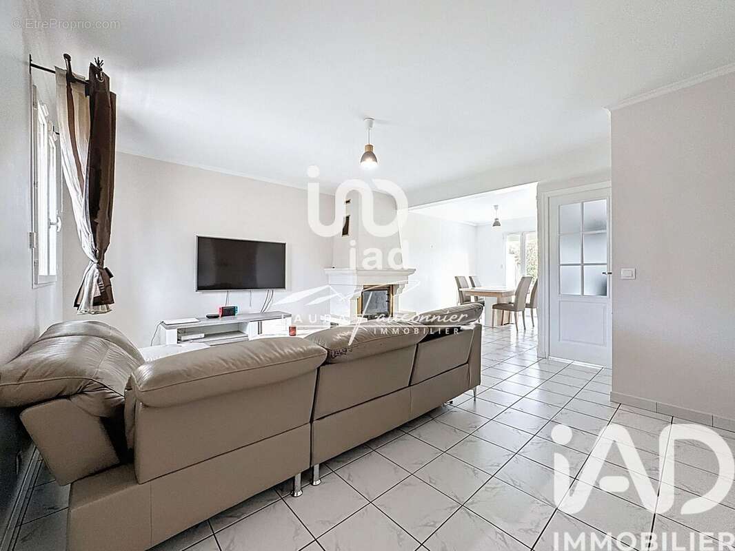 Photo 3 - Maison à TREMBLAY-EN-FRANCE