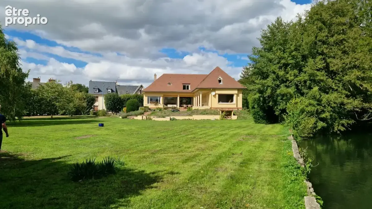 Maison d'architecte à vendre à Pont-Audemer - 8 pièces, parc arboré et rivière - photo 2