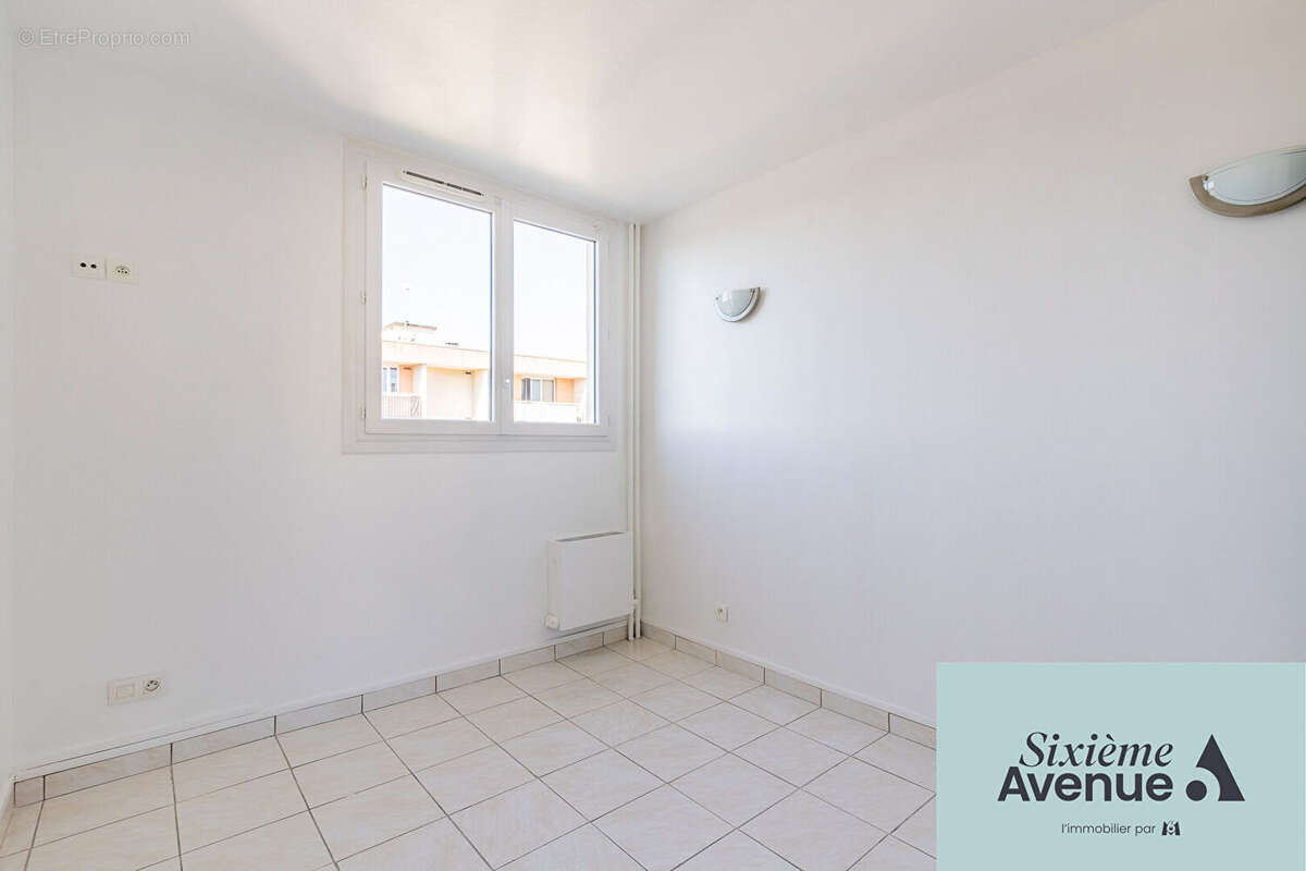 Appartement à CHILLY-MAZARIN